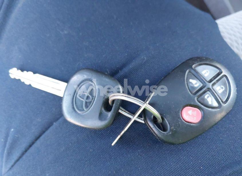 Photo 11 of 2014 Toyota Sienna LE V6 8 PASSENGER (VIN 5TDKK3DC3ES454904)