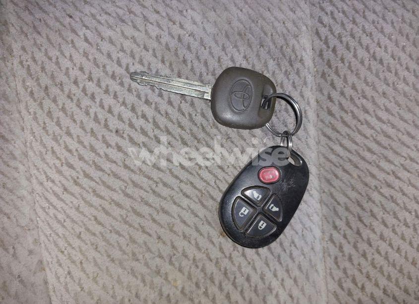 Photo 11 of 2014 Toyota Sienna LE V6 8 PASSENGER (VIN 5TDKK3DC3ES458483)