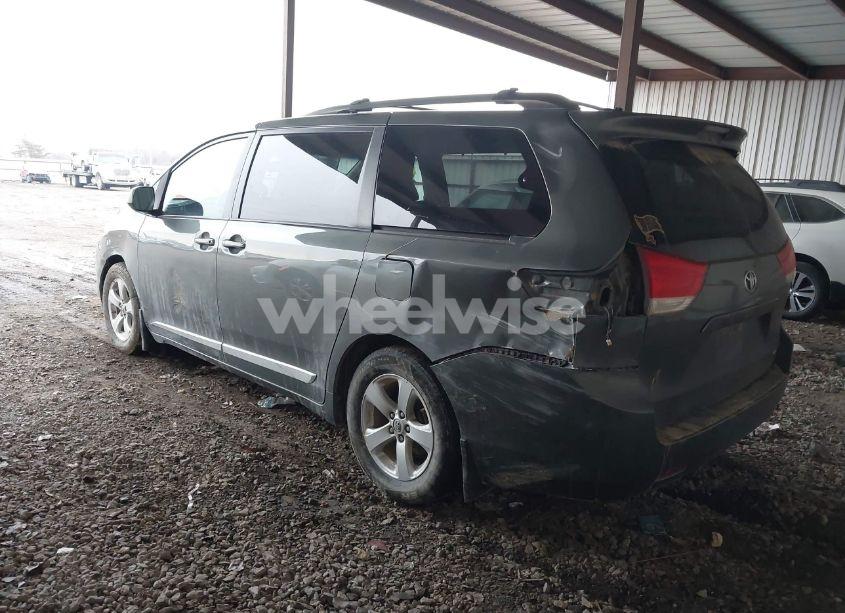 Photo 3 of 2014 Toyota Sienna LE V6 8 PASSENGER (VIN 5TDKK3DC3ES458483)