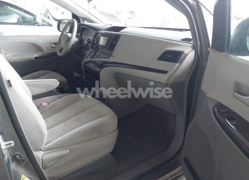 Photo 5 of 2014 Toyota Sienna LE V6 8 PASSENGER (VIN 5TDKK3DC3ES458483)