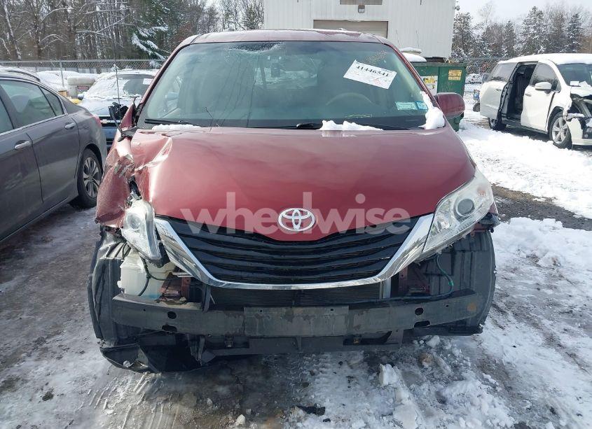 Photo 6 of 2014 Toyota Sienna LE V6 8 PASSENGER (VIN 5TDKK3DC3ES511943)