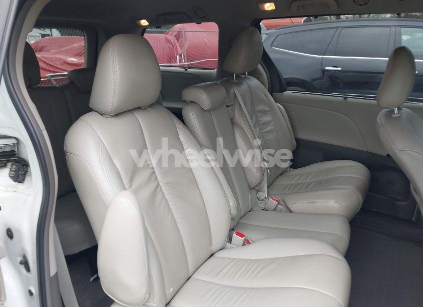 Photo 8 of 2014 Toyota Sienna LE V6 8 PASSENGER (VIN 5TDKK3DC3ES513658)