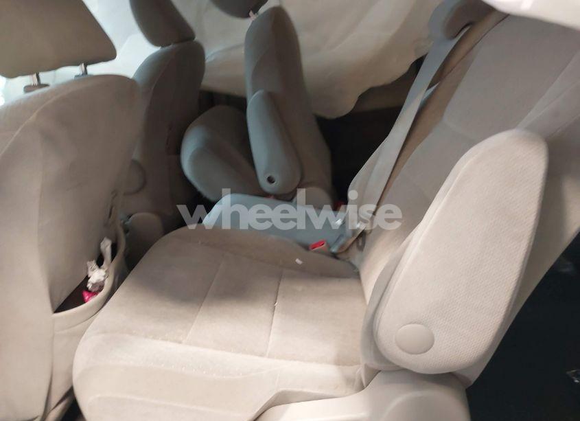 Photo 8 of 2015 Toyota Sienna LE 8 PASSENGER (VIN 5TDKK3DC3FS559167)