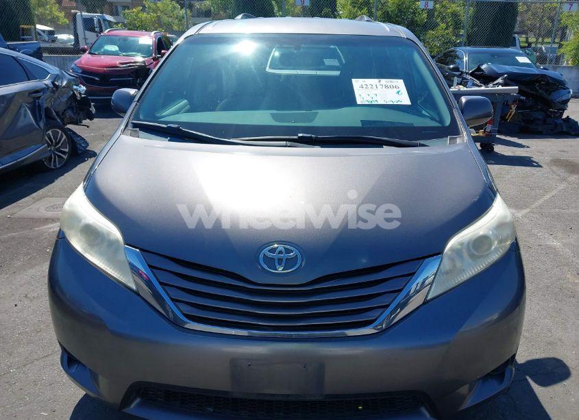 Photo 12 of 2015 Toyota Sienna LE 8 PASSENGER (VIN 5TDKK3DC3FS569925)