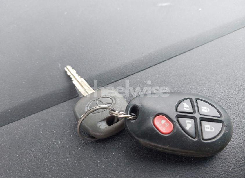 Photo 11 of 2015 Toyota Sienna LE 8 PASSENGER (VIN 5TDKK3DC3FS602454)