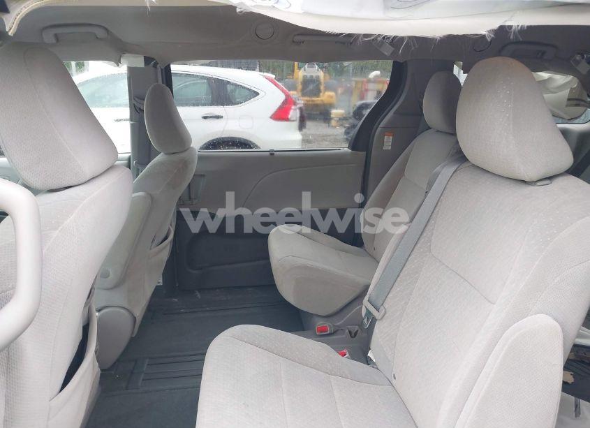 Photo 8 of 2015 Toyota Sienna LE 8 PASSENGER (VIN 5TDKK3DC3FS602454)