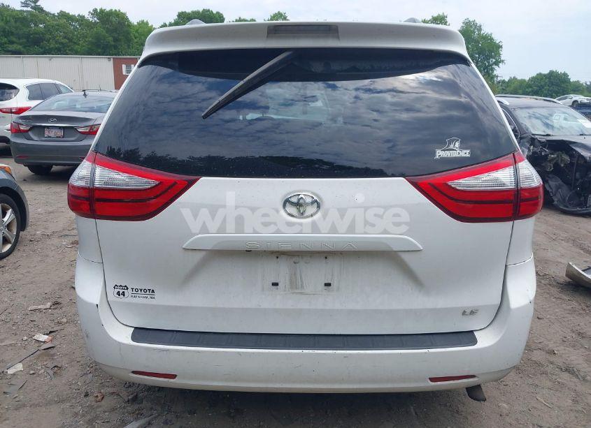 Photo 16 of 2015 Toyota Sienna LE 8 PASSENGER (VIN 5TDKK3DC3FS685710)