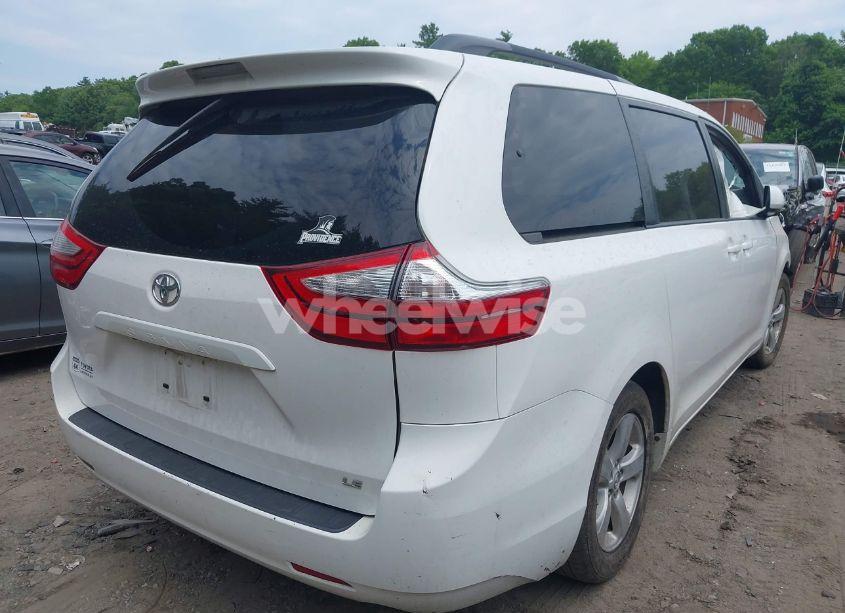 Photo 4 of 2015 Toyota Sienna LE 8 PASSENGER (VIN 5TDKK3DC3FS685710)