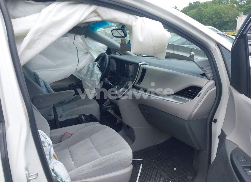 Photo 5 of 2015 Toyota Sienna LE 8 PASSENGER (VIN 5TDKK3DC3FS685710)