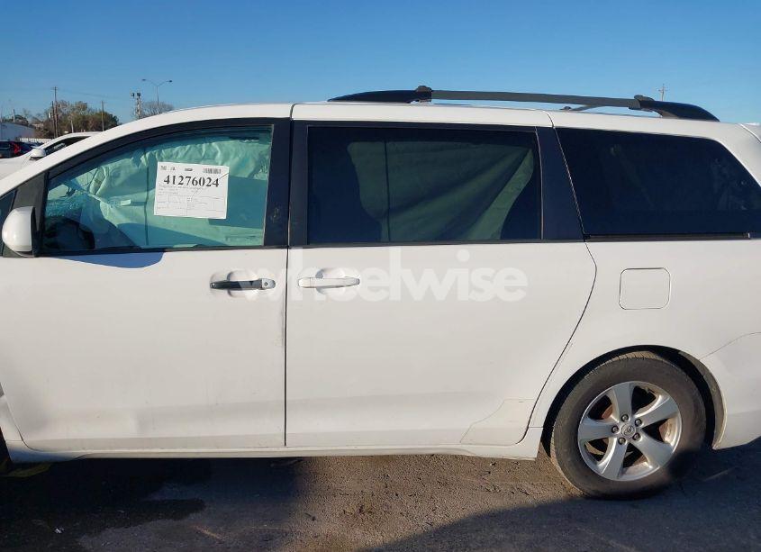 Photo 14 of 2016 Toyota Sienna LE 8 PASSENGER (VIN 5TDKK3DC3GS694926)