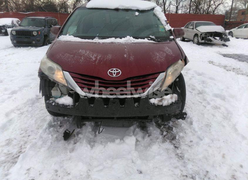 Photo 6 of 2016 Toyota Sienna LE 8 PASSENGER (VIN 5TDKK3DC3GS716259)