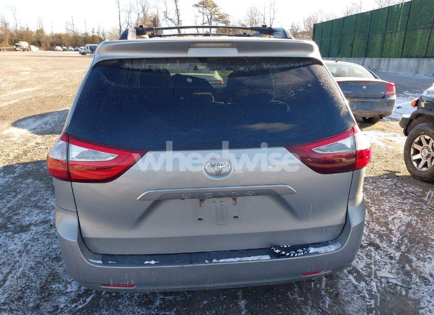 Photo 16 of 2016 Toyota Sienna LE 8 PASSENGER (VIN 5TDKK3DC3GS718142)