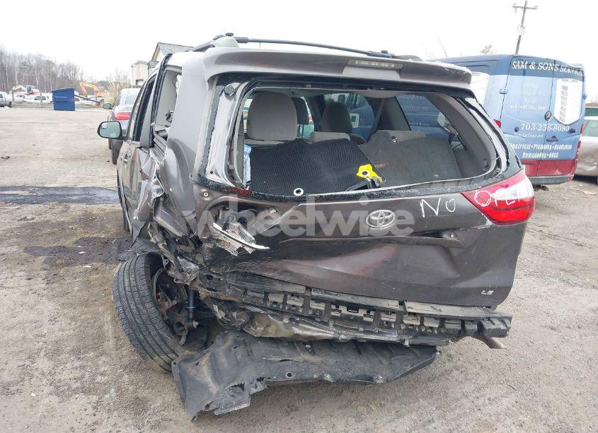 Photo 6 of 2016 Toyota Sienna LE 8 PASSENGER (VIN 5TDKK3DC3GS734860)