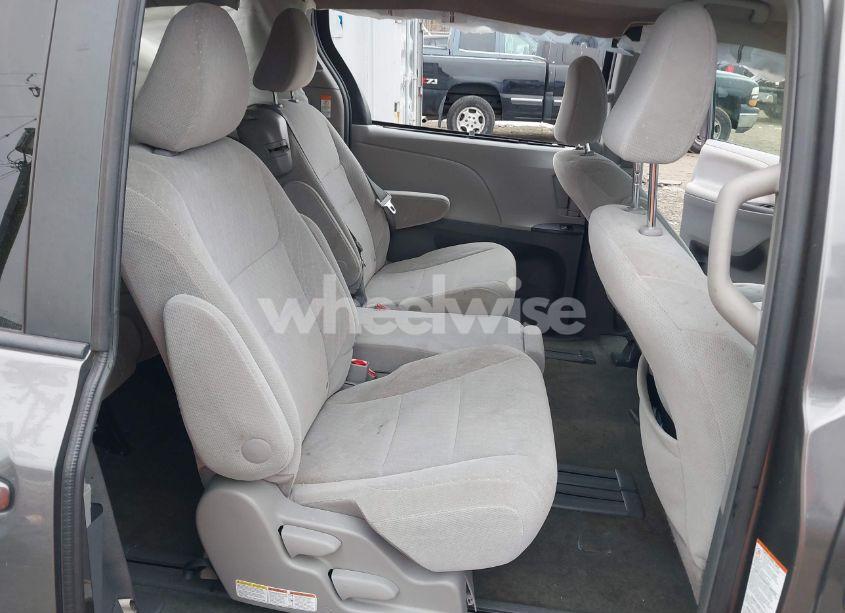 Photo 8 of 2016 Toyota Sienna LE 8 PASSENGER (VIN 5TDKK3DC3GS734860)