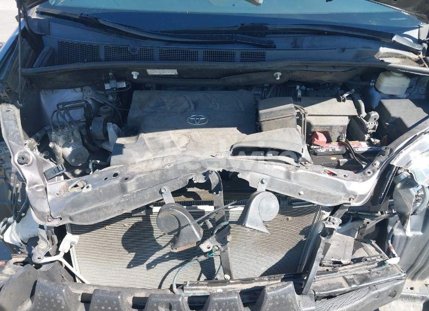 Photo 10 of 2016 Toyota Sienna LE 8 PASSENGER (VIN 5TDKK3DC3GS759709)