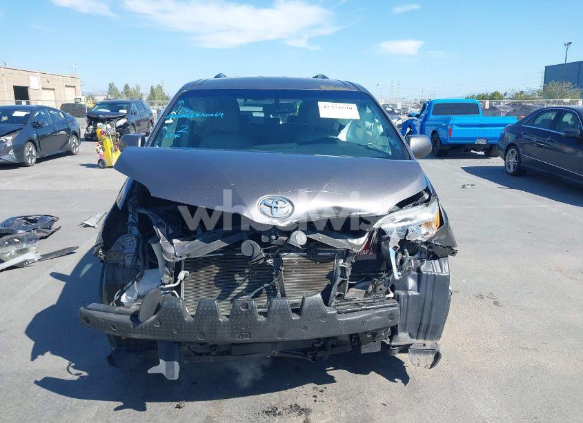 Photo 13 of 2016 Toyota Sienna LE 8 PASSENGER (VIN 5TDKK3DC3GS759709)