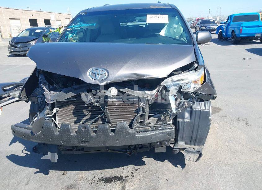 Photo 6 of 2016 Toyota Sienna LE 8 PASSENGER (VIN 5TDKK3DC3GS759709)