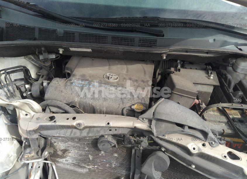 Photo 10 of 2011 Toyota Sienna LE V6 (VIN 5TDKK3DC4BS005257)