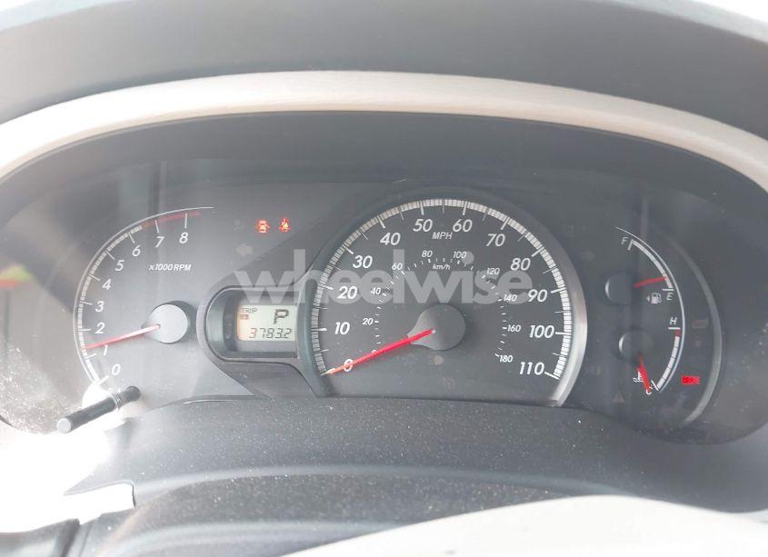 Photo 7 of 2011 Toyota Sienna LE V6 (VIN 5TDKK3DC4BS013309)