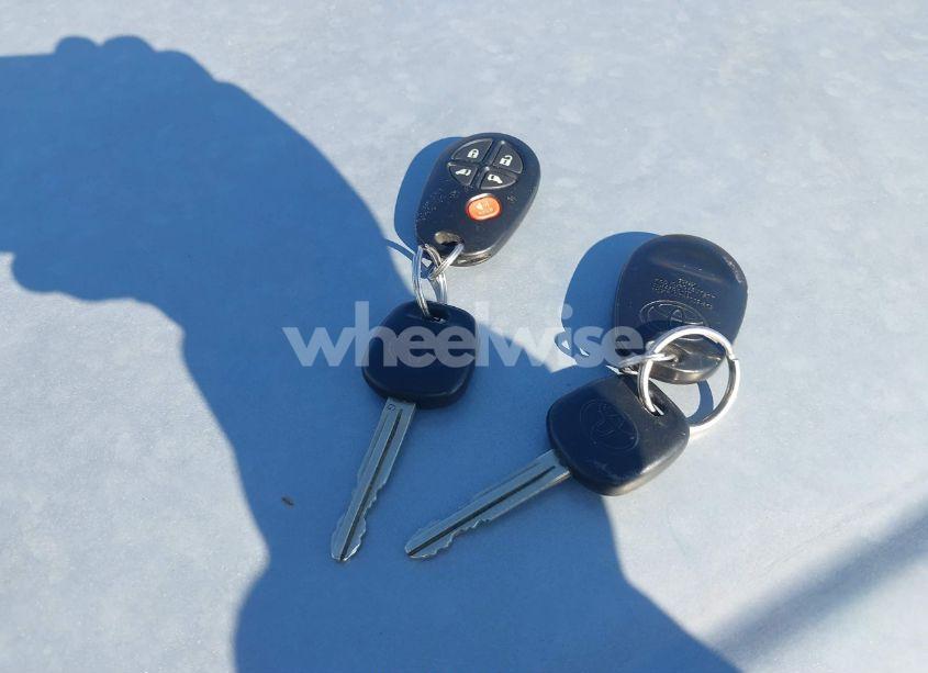 Photo 11 of 2011 Toyota Sienna LE V6 (VIN 5TDKK3DC4BS019594)