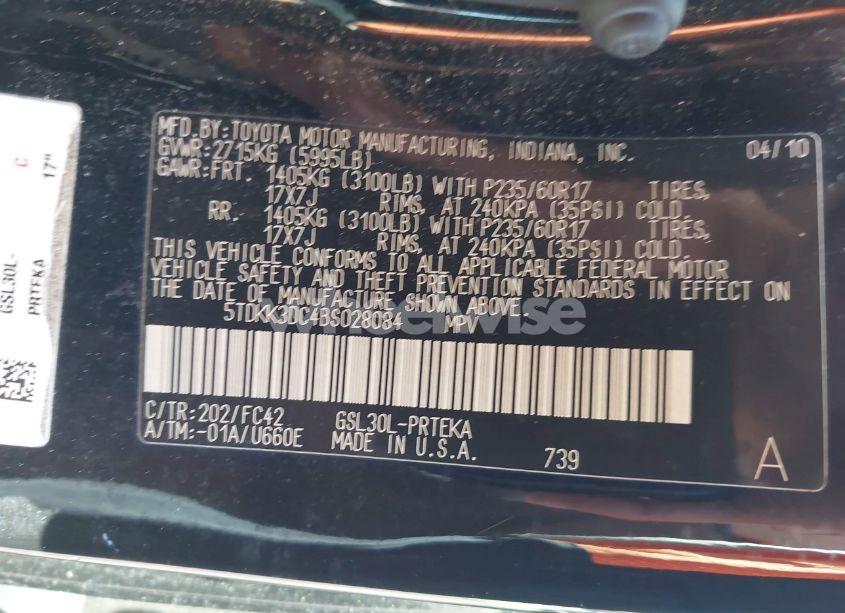 Photo 9 of 2011 Toyota Sienna LE V6 (VIN 5TDKK3DC4BS028084)