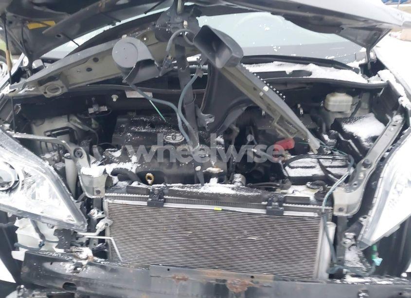 Photo 10 of 2011 Toyota Sienna LE V6 (VIN 5TDKK3DC4BS038985)