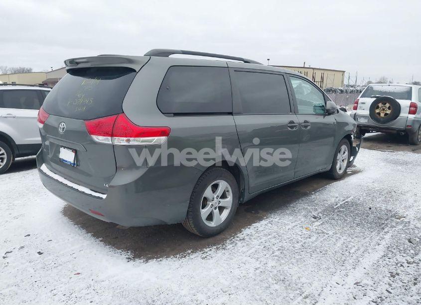 Photo 4 of 2011 Toyota Sienna LE V6 (VIN 5TDKK3DC4BS038985)