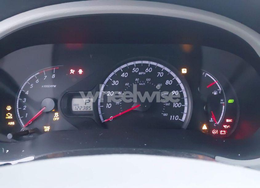 Photo 7 of 2011 Toyota Sienna LE V6 (VIN 5TDKK3DC4BS038985)