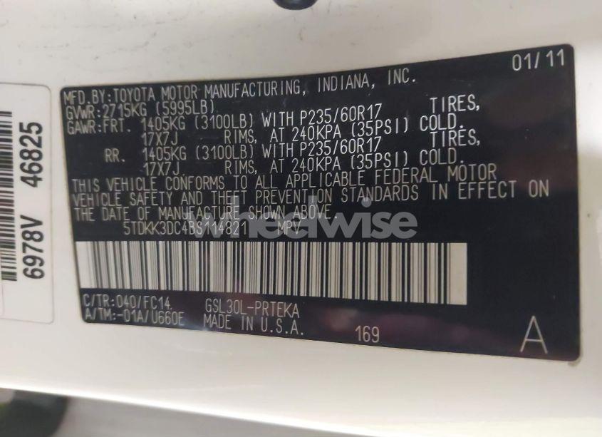 Photo 9 of 2011 Toyota Sienna LE V6 (VIN 5TDKK3DC4BS114821)