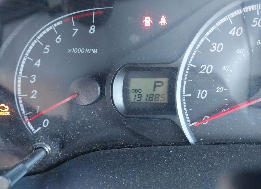 Photo 15 of 2011 Toyota Sienna LE V6 (VIN 5TDKK3DC4BS115564)