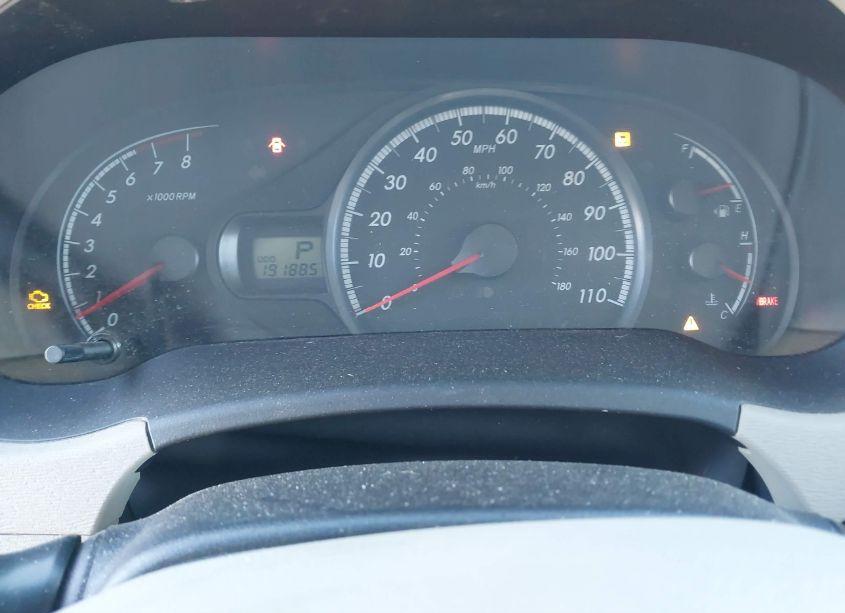 Photo 7 of 2011 Toyota Sienna LE V6 (VIN 5TDKK3DC4BS115564)