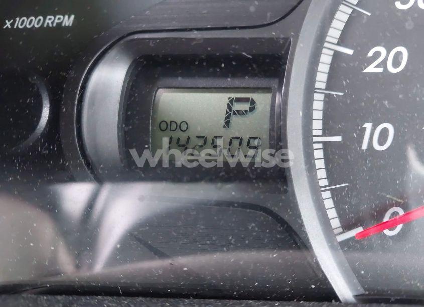 Photo 16 of 2011 Toyota Sienna LE V6 (VIN 5TDKK3DC4BS125639)