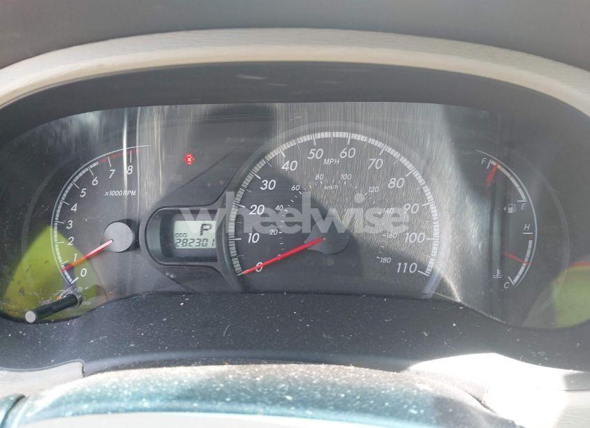 Photo 7 of 2011 Toyota Sienna LE V6 (VIN 5TDKK3DC4BS173688)