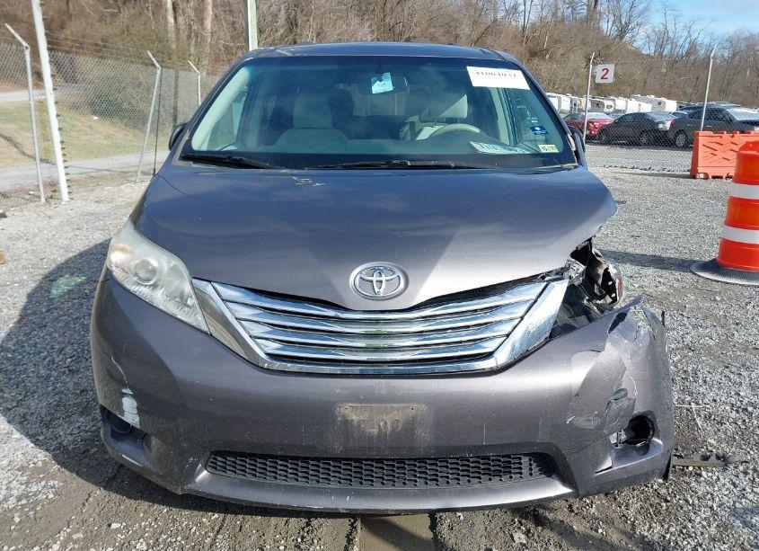 Photo 12 of 2012 Toyota Sienna LE V6 8 PASSENGER (VIN 5TDKK3DC4CS202902)