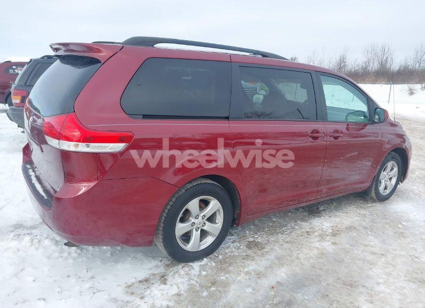 Photo 4 of 2012 Toyota Sienna LE V6 8 PASSENGER (VIN 5TDKK3DC4CS205637)
