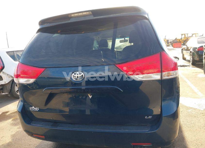 Photo 17 of 2012 Toyota Sienna LE V6 8 PASSENGER (VIN 5TDKK3DC4CS224009)