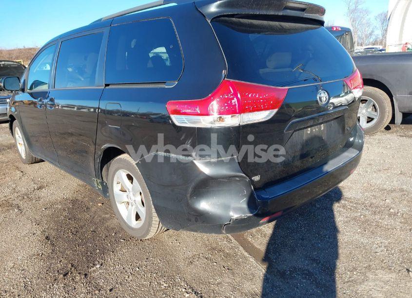 Photo 17 of 2012 Toyota Sienna LE V6 8 PASSENGER (VIN 5TDKK3DC4CS254580)