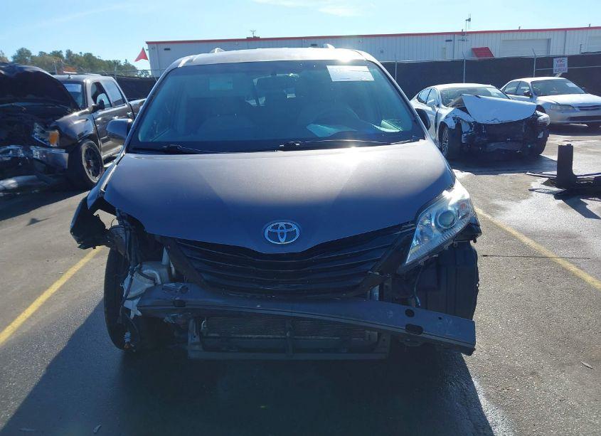 Photo 13 of 2012 Toyota Sienna LE V6 8 PASSENGER (VIN 5TDKK3DC4CS260881)