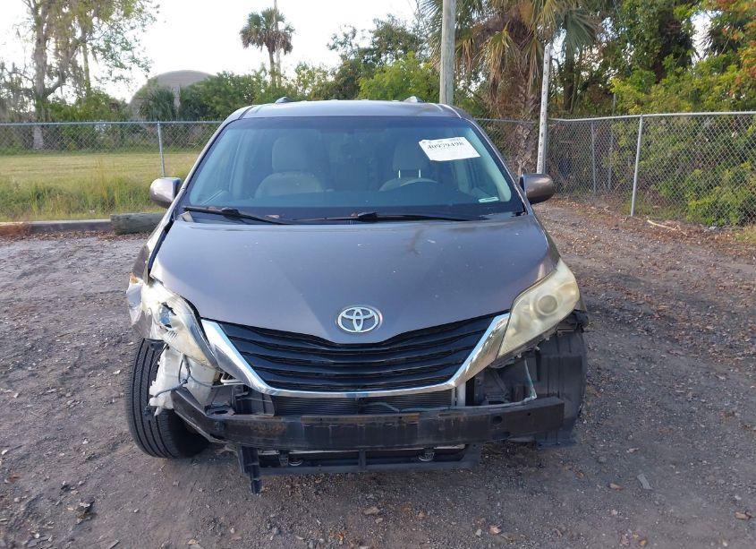 Photo 12 of 2012 Toyota Sienna LE V6 8 PASSENGER (VIN 5TDKK3DC4CS267040)