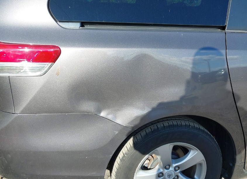 Photo 6 of 2012 Toyota Sienna LE V6 8 PASSENGER (VIN 5TDKK3DC4CS267040)