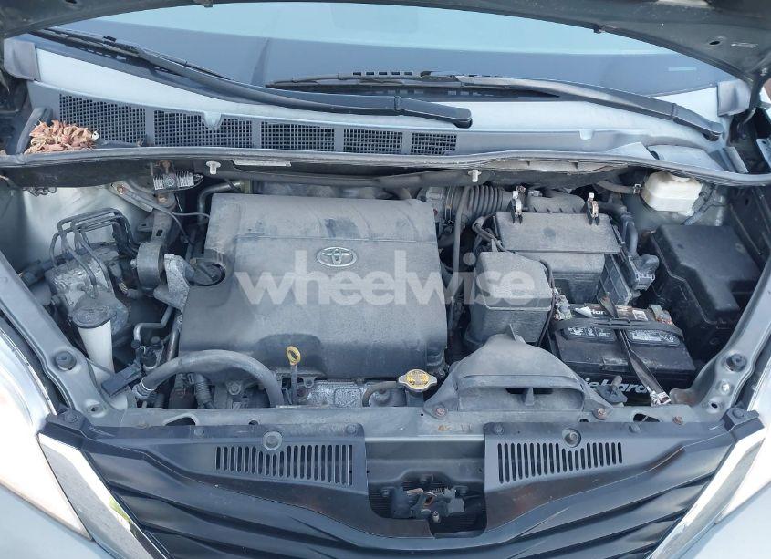 Photo 10 of 2013 Toyota Sienna LE V6 8 PASSENGER (VIN 5TDKK3DC4DS328274)