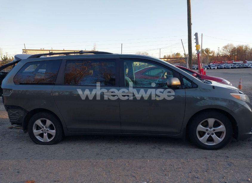 Photo 13 of 2013 Toyota Sienna LE V6 8 PASSENGER (VIN 5TDKK3DC4DS328274)