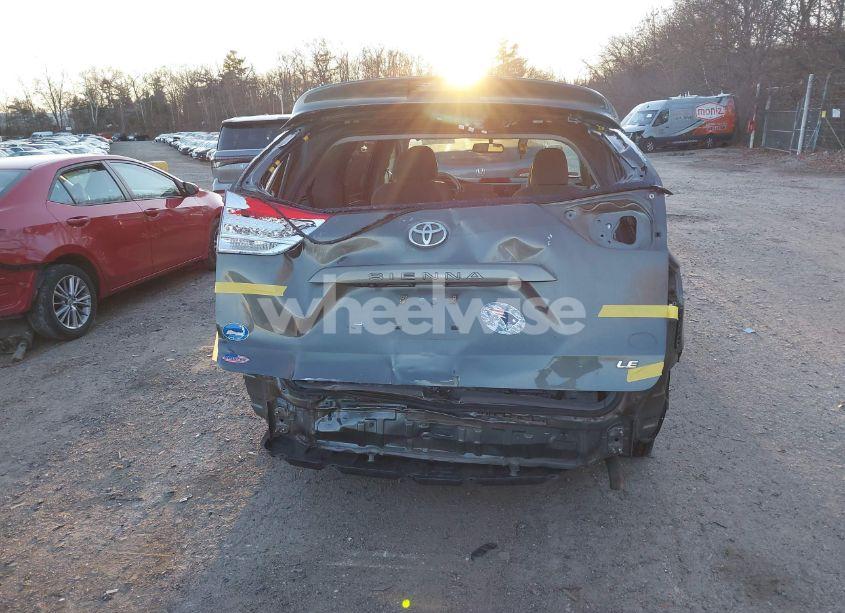 Photo 16 of 2013 Toyota Sienna LE V6 8 PASSENGER (VIN 5TDKK3DC4DS328274)