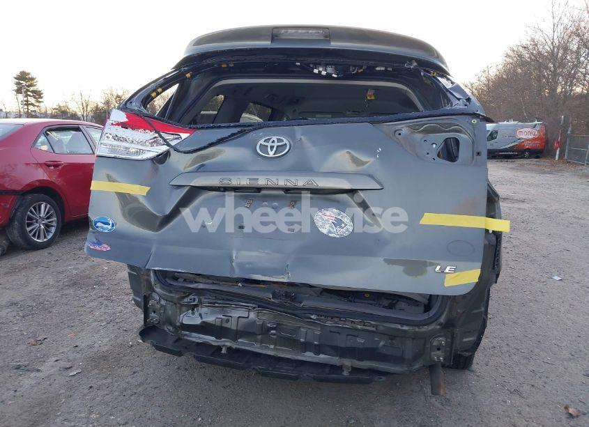 Photo 6 of 2013 Toyota Sienna LE V6 8 PASSENGER (VIN 5TDKK3DC4DS328274)