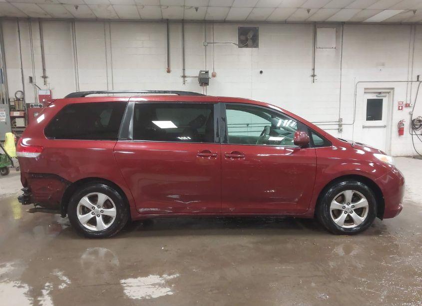 Photo 14 of 2013 Toyota Sienna LE V6 8 PASSENGER (VIN 5TDKK3DC4DS367348)