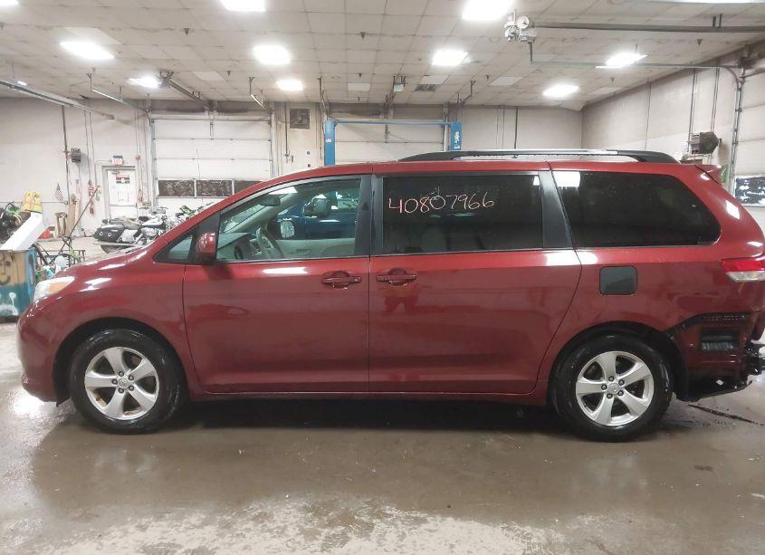 Photo 15 of 2013 Toyota Sienna LE V6 8 PASSENGER (VIN 5TDKK3DC4DS367348)