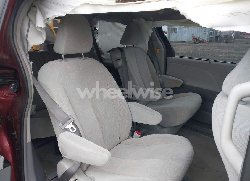 Photo 8 of 2013 Toyota Sienna LE V6 8 PASSENGER (VIN 5TDKK3DC4DS372694)