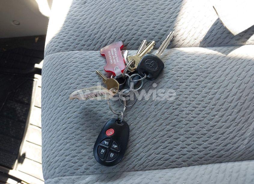 Photo 11 of 2013 Toyota Sienna LE V6 8 PASSENGER (VIN 5TDKK3DC4DS381265)