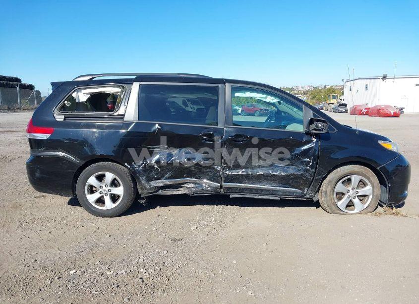 Photo 6 of 2013 Toyota Sienna LE V6 8 PASSENGER (VIN 5TDKK3DC4DS381265)