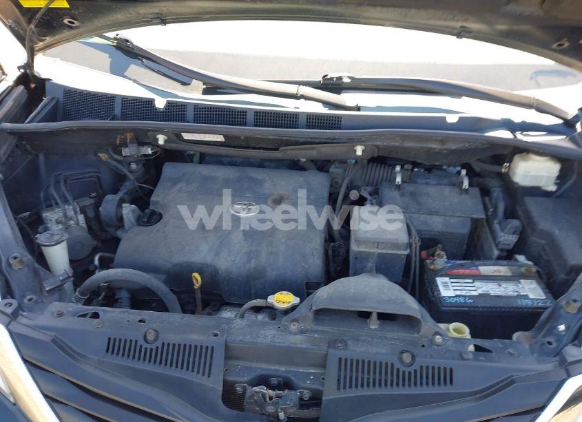 Photo 10 of 2014 Toyota Sienna LE V6 8 PASSENGER (VIN 5TDKK3DC4ES445998)